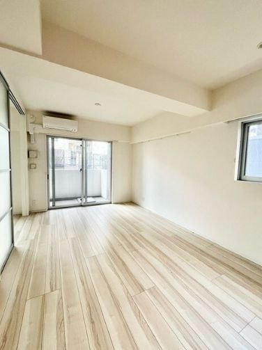 Ｗｏｒｌｄ　Ｒｅｓｉｄｅｎｃｅ　大手町の居間・リビング|※別部屋参照
