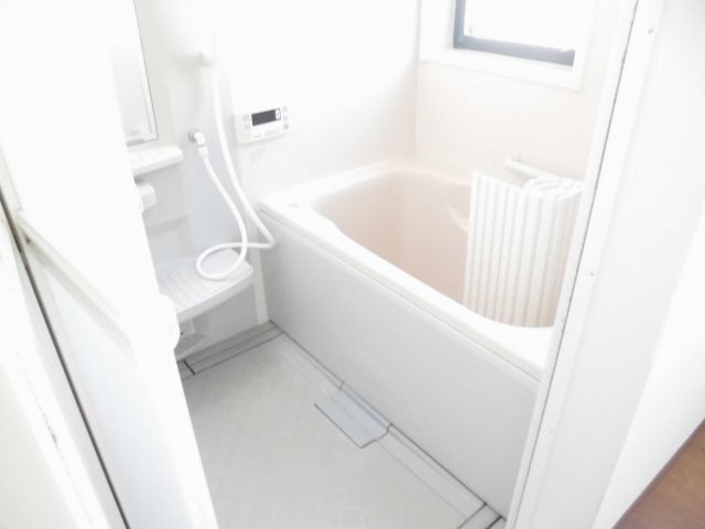 若葉町フラットの浴室
