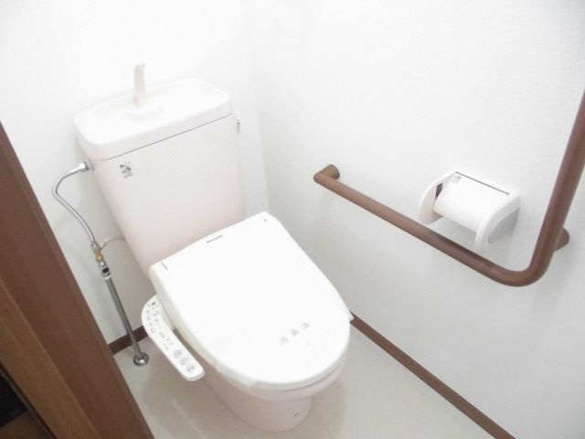 若葉町フラットのトイレ