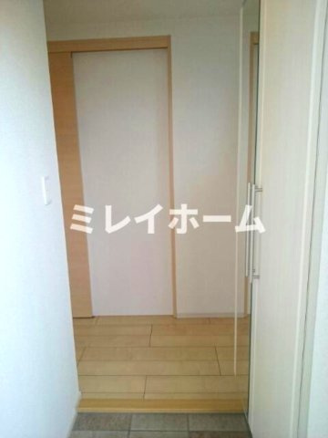 フェリスティ竹沢の玄関