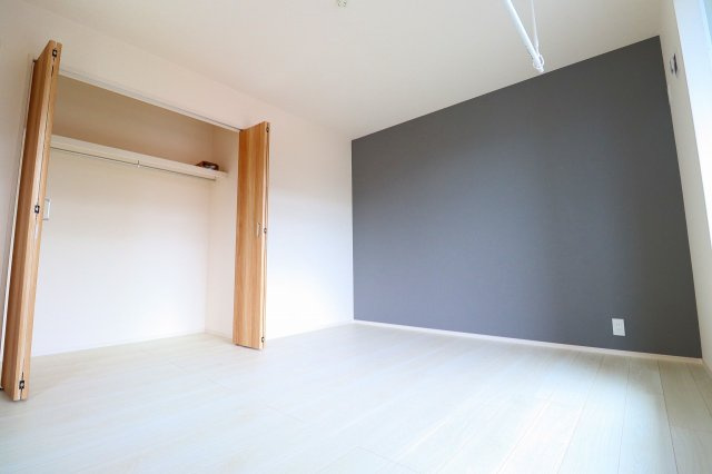新築戸建・新築建売　郡山市安積荒井三丁目　安積第一小・安積中の洋室|7帖の洋室は広々としておりご夫婦の主寝室としておすすめです！