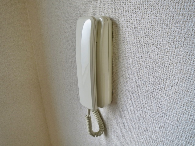 富士ビルのセキュリティ|ドアホンあります♪