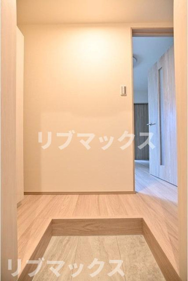 【玄関】ミラテラスハスネ