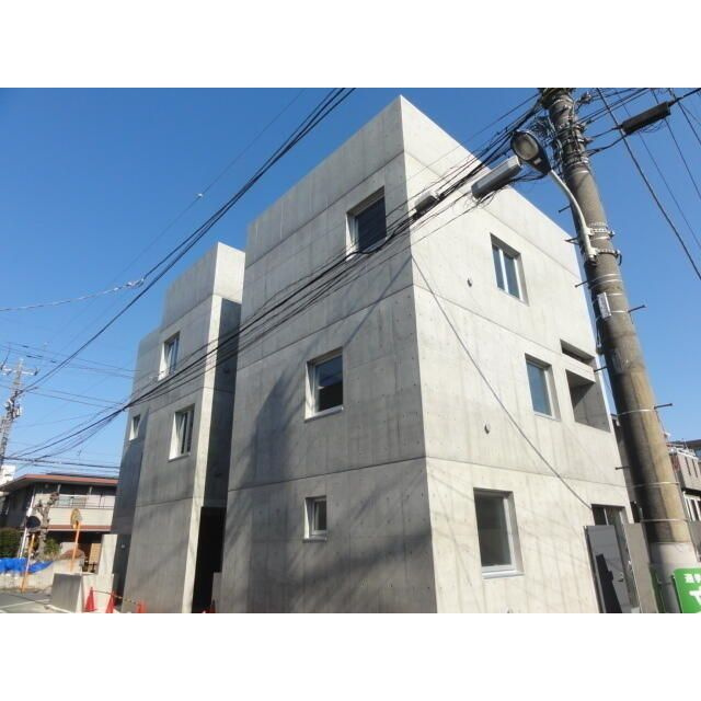 Ｃａｖｅ　ｄｅ　ｃａｒｒｅの外観