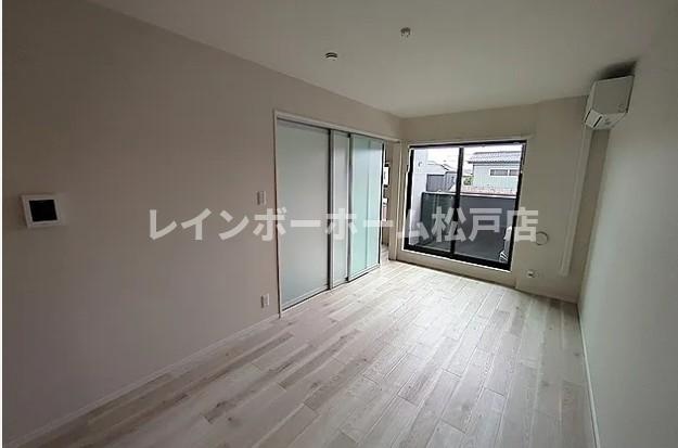 charme time 仲介手数料（賃料の1.10ヵ月）の50％OFF対象物件！の洋室
