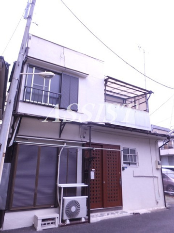 幡ヶ谷三丁目戸建のエントランス