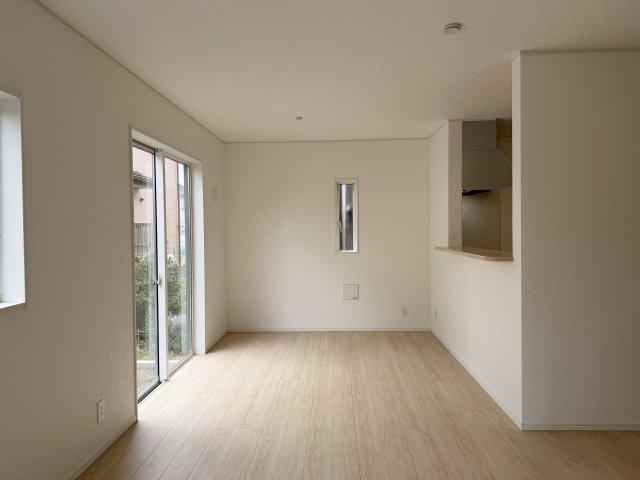 川越市下広谷第14　新築戸建の居間・リビング