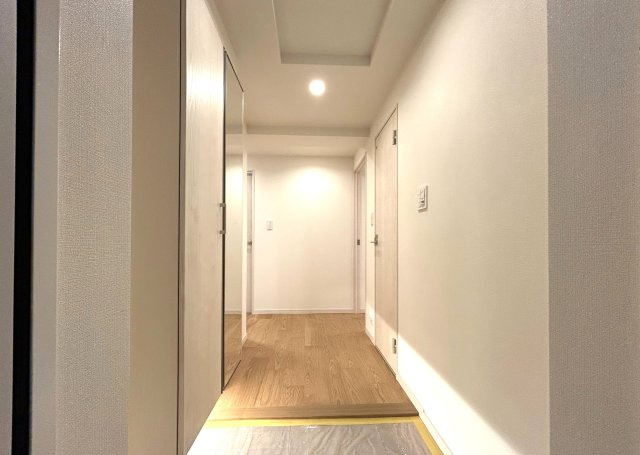 【リノベ／クレッセント新横浜イルドマーニ】の玄関|シンプルで使いやすい玄関です