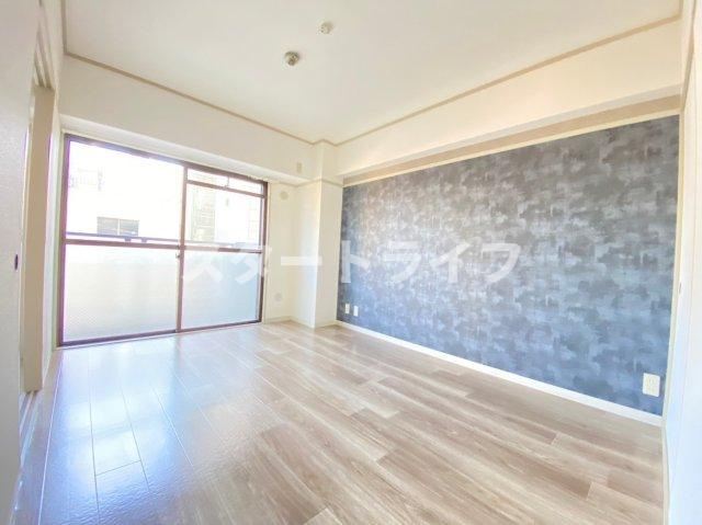 大阪市淀川区木川東４丁目の賃貸マンションの寝室