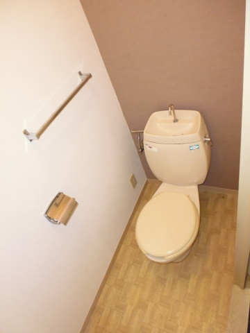 フレグランス東二見のトイレ