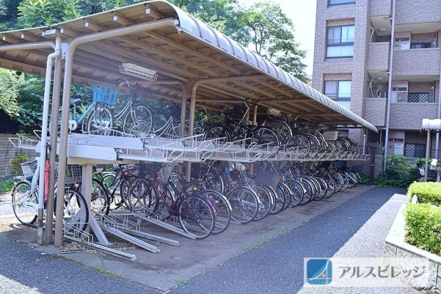 ライオンズマンション朝霞台南の駐輪場|駐輪場です