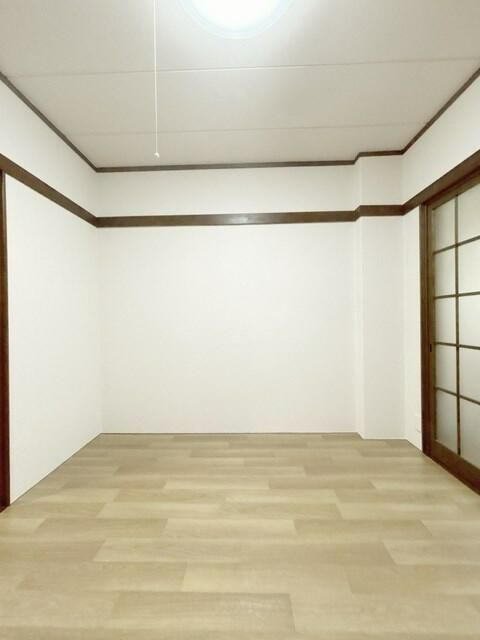 メゾン市川の居間・リビング