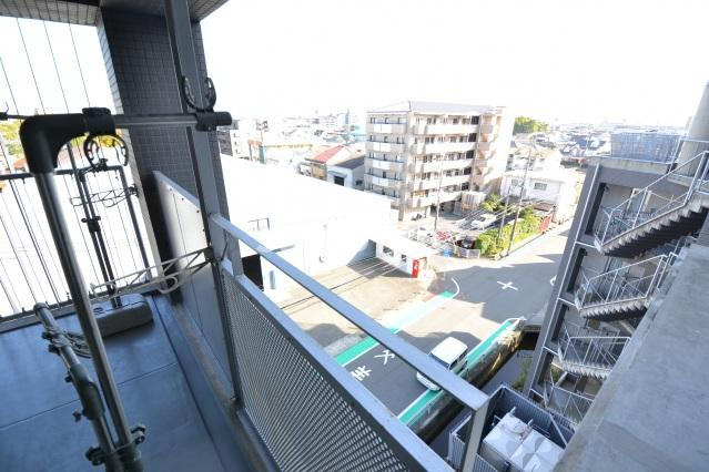 武庫之荘ジェメッリ北棟のバルコニー