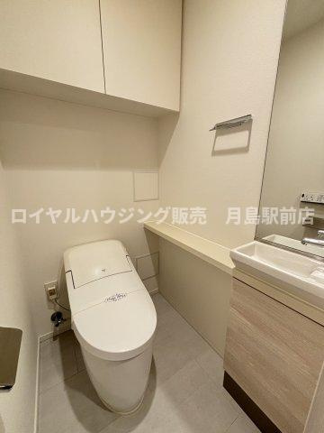 ☆トイレはお風呂や洗面所から独立しています☆