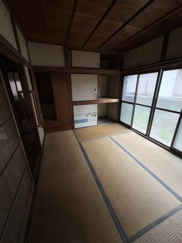 【 売主 】横浜市戸塚区柏尾町　戸建の和室|1階和室6帖