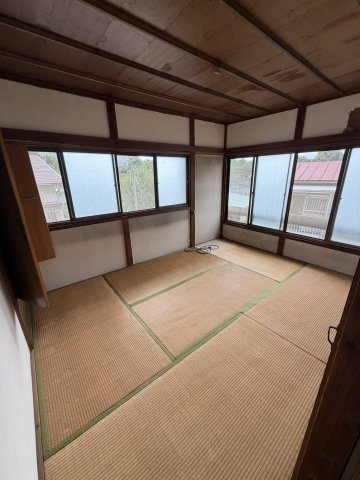 【 売主 】横浜市戸塚区柏尾町　戸建の和室|2階和室6帖