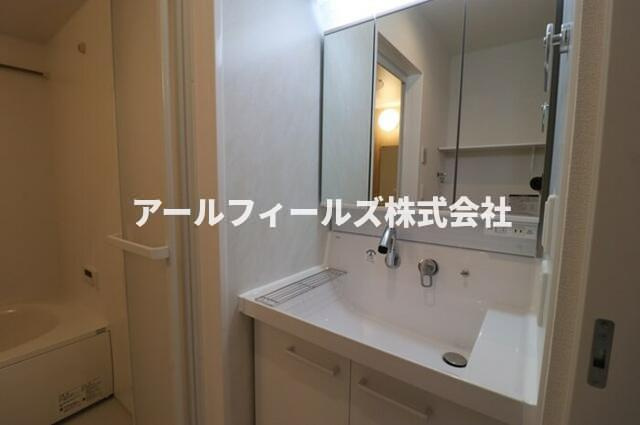 ソレイルＫＺの洗面所