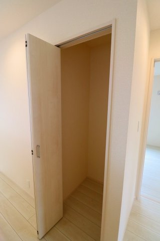 新築戸建・新築建売　郡山市安積荒井三丁目　安積第一小・安積中の収納|廊下収納は日用品の保管やお掃除道具入れに便利です！