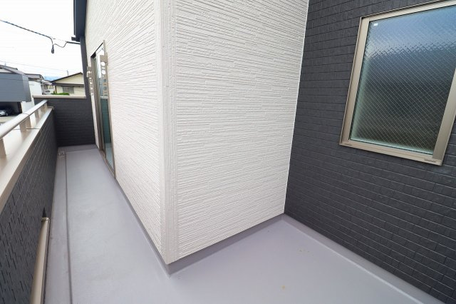 新築戸建・新築建売　郡山市安積荒井三丁目　安積第一小・安積中のバルコニー|南側のバルコニーは陽当たりが良くお洗濯物も良く乾きそうです！