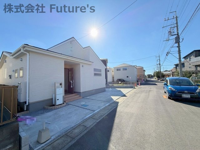 松伏町松伏　新築戸建　全9棟　1号棟の前面道路含む現地写真|前面道路含む現地写真です。