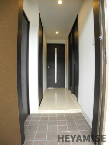 エヴァーグリーン思案橋の玄関|※反転間取りの別の階のお部屋の写真です※