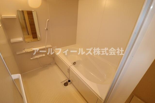 シャルムの浴室