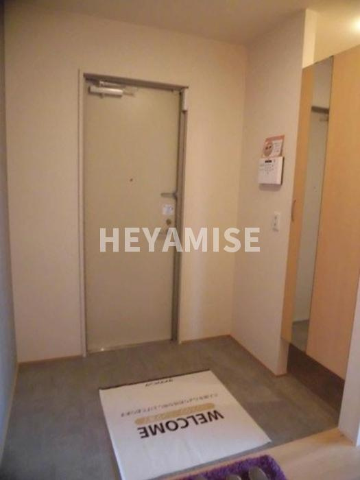 レジデンス富の原の玄関|※反転のお部屋の写真になります※