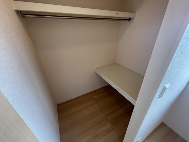 イストワールFⅣの収納|※室内画像は別号室のもの(反転タイプ)