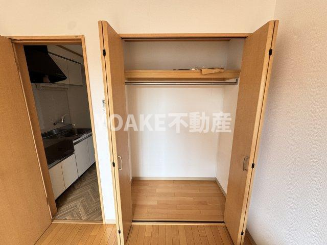 グリーンフロント中央林間の収納|別号室の写真となります。現況優先。