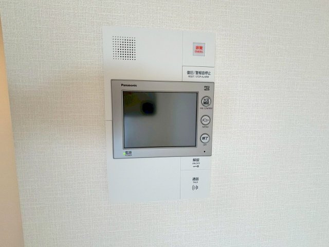 プレサンスブルーム東三国のセキュリティ