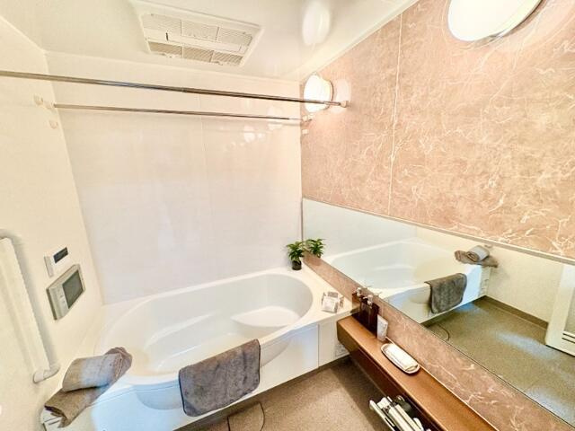 アパツインガーデン南６条ウエストの浴室|一日の疲れをゆったり癒せるバ…