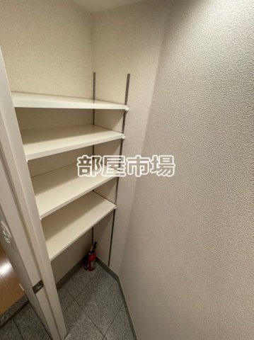 ステージファースト浅草橋の収納|シューズインクローク