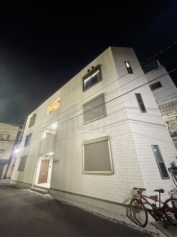CREASHINAMACHI(クレア椎名町）の外観