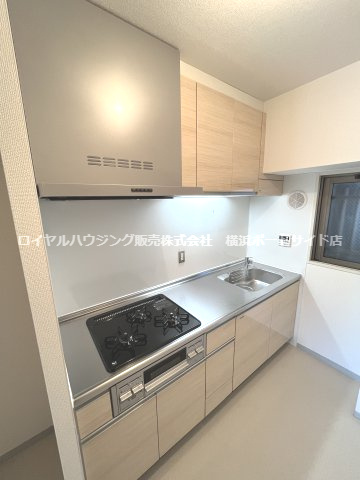 ※同タイプの室内画像となります。