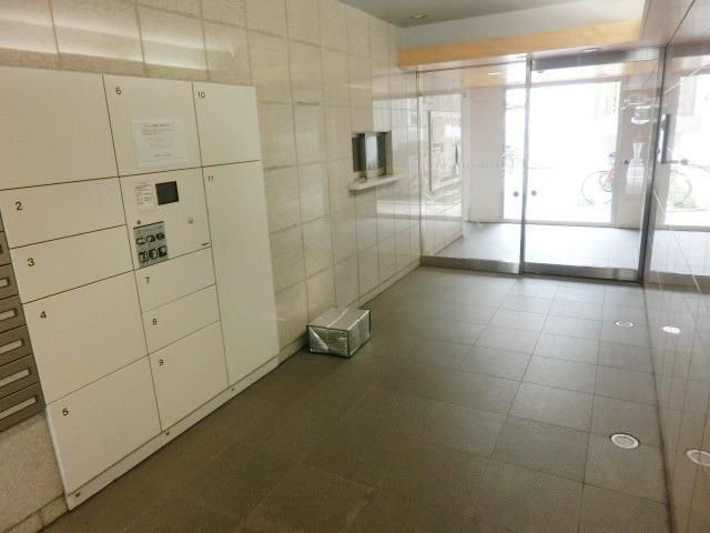【ロビー】