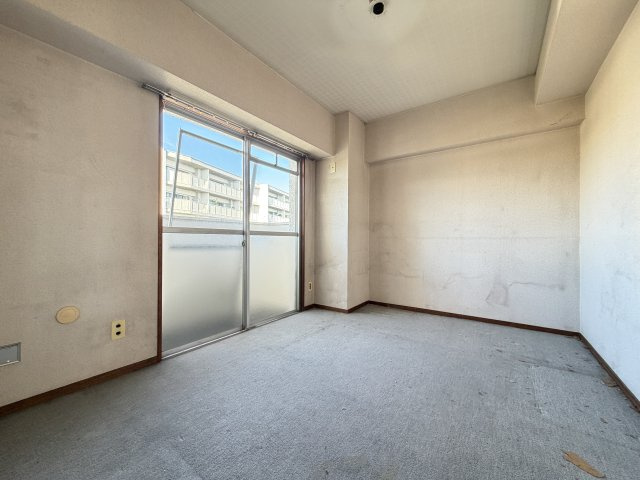 ユニーブル上社の洋室