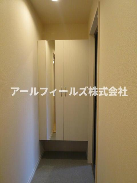 ノエル新松戸の玄関