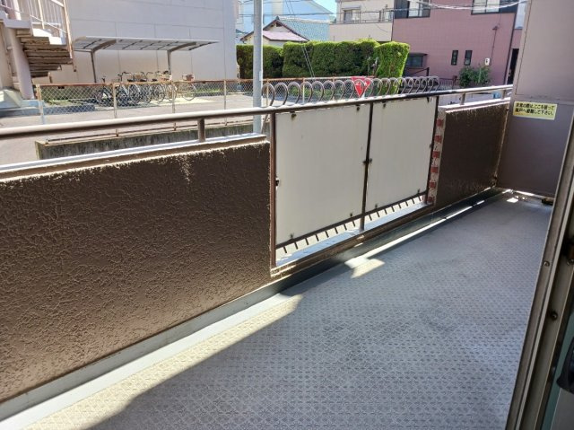 【バルコニー】