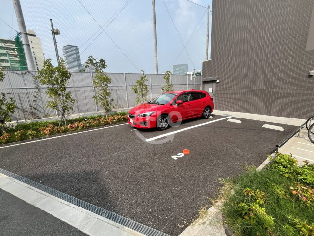 レオンコンフォート難波クレアのその他|レオンコンフォート難波クレア　駐車場