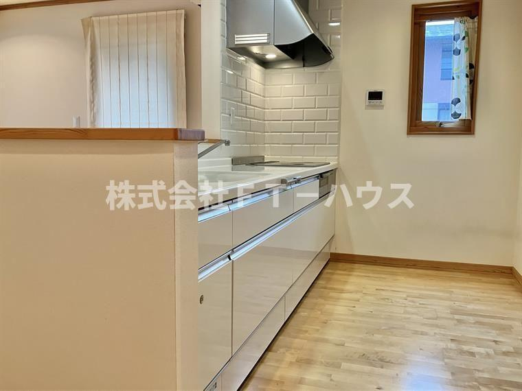 堀之内戸建のキッチン