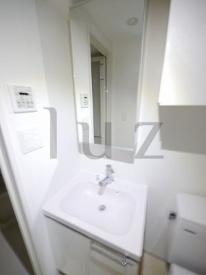 リヴシティ横濱蒔田弐番館の洗面所