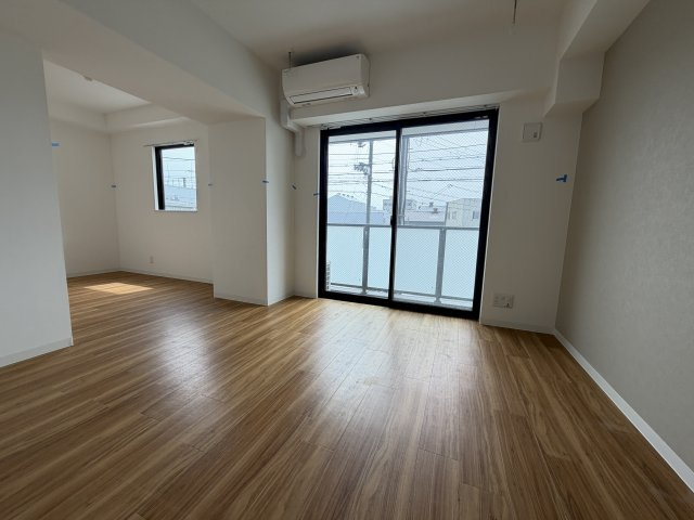 ヴェルステック塚口本町の居間・リビング