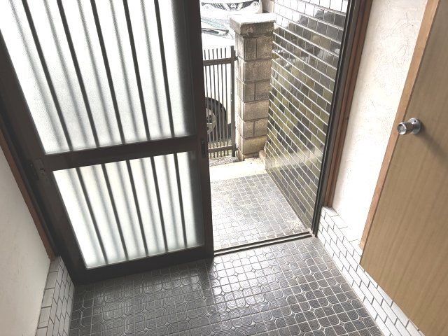【玄関】 | 西野　中古戸建