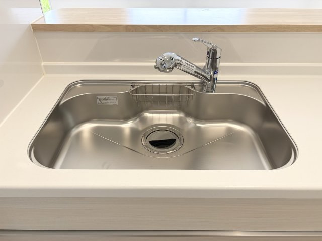 【設備】 | クレイドルガーデン倉敷市連島町鶴新田第15 (全4棟) | 浄水機能付きキッチン水栓