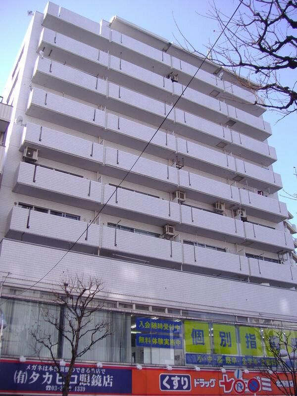 ライオンズマンション北新宿の外観