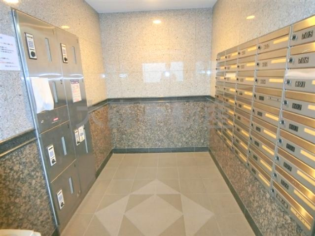 ルーブル池上参番館のその他共用部分|宅配ボックス　メールボックス