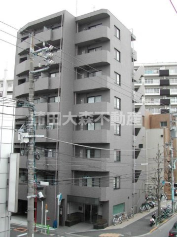 ルーブル池上参番館の外観|2001年3月築　RC鉄筋コンクリート造地上8階建て総戸数44戸
東京都大田区中央8丁目　東急池上線池上駅徒歩9分