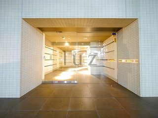 リヴシティ関内 　のエントランス