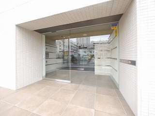 リヴシティ関内 　のエントランス