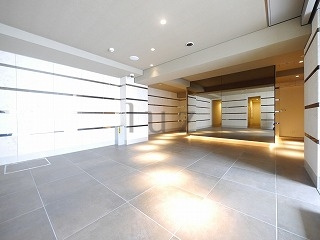 リヴシティ関内 　のエントランス